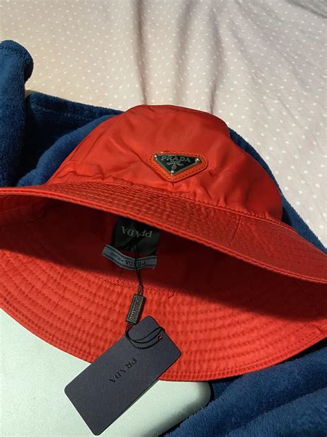 prada bucket hat rep